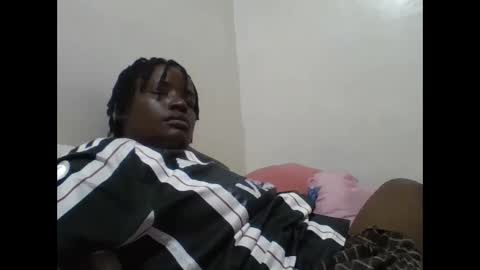 Vee tommy online show from April 18, 6:34 pm