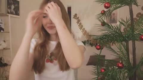 Snapshot of vegas_v chatting on December 18, 1:17 pm Maria online show from December 18, 1:17 pm