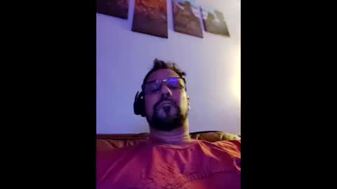 Snapshot of vegasdadbod chatting on December 22, 12:49 pm vegasdadbod online show from December 22, 12:49 pm