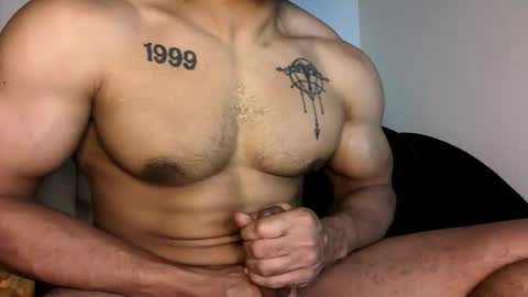 Snapshot of vegasluv702 chatting on November 3, 10:16 am Vegas Love online show from November 3, 10:16 am