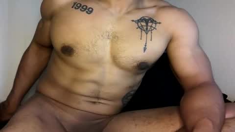 Snapshot of vegasluv702 chatting on November 4, 8:13 am Vegas Love online show from November 4, 8:13 am