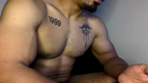 Snapshot of vegasluv702 chatting on November 18, 7:57 am Vegas Love online show from November 18, 7:57 am