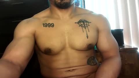 Vegas Love online show from March 28, 10:53 pm