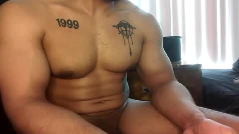 Vegas Love online show from April 6, 9:49 pm