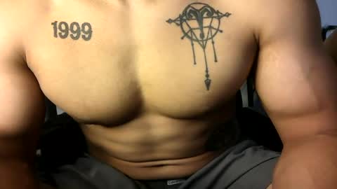 Vegas Love online show from June 13, 9:02 pm