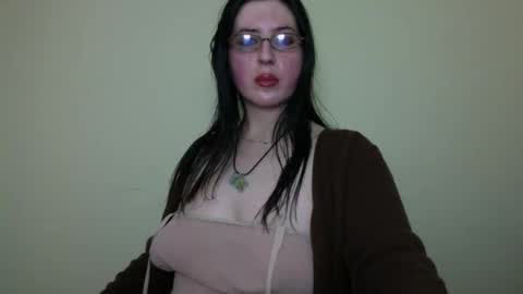 velira_ online show from March 11, 2:28 am