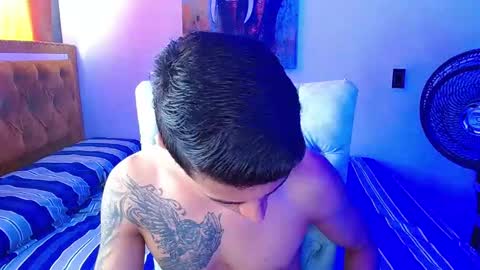 velk_hot1 online show from March 4, 1:50 pm