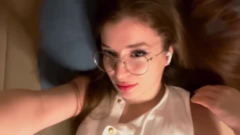 Snapshot of vellarecupero chatting on September 8, 8:30 pm Sana online show from September 8, 8:30 pm