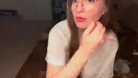 Snapshot of vellarecupero chatting on September 11, 8:42 pm Sana online show from September 11, 8:42 pm