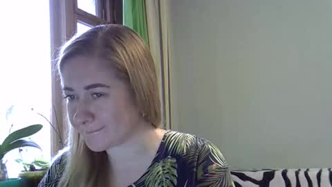 velly_vassa online show from November 17, 7:58 am