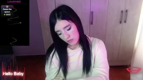 Snapshot of velvet_28_ chatting on October 28, 1:03 pm velvet_28_ online show from October 28, 1:03 pm