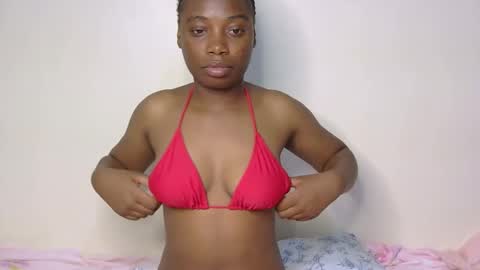 Snapshot of velvet_diva chatting on May 12, 8:39 pm Diva online show from May 12, 8:39 pm