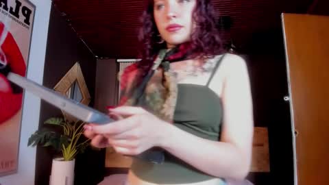 Snapshot of velvet_dreams_ chatting on February 12, 11:38 am Isabella online show from February 12, 11:38 am