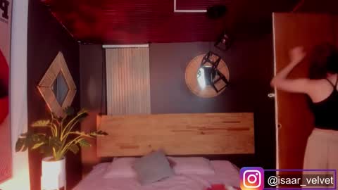 Snapshot of velvet_dreams_ chatting on February 18, 12:34 pm Isabella online show from February 18, 12:34 pm