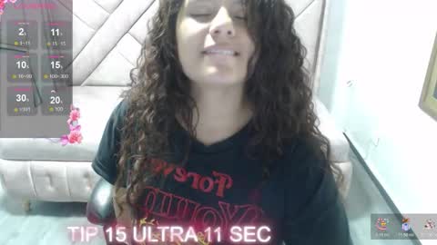 velvet_moon_v online show from February 5, 7:51 pm