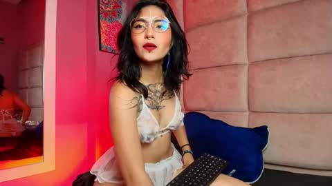 velvet  mystic online show from February 22, 3:29 am