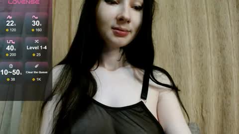 Snapshot of velvet_shadow chatting on October 15, 4:40 pm velvet_shadow online show from October 15, 4:40 pm