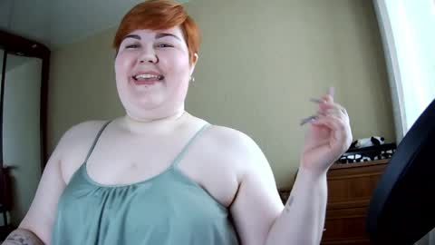 Snapshot of velvetcandy_ chatting on June 2, 7:32 am velvetcandy_ online show from June 2, 7:32 am