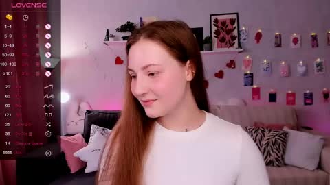 Mia online show from April 24, 9:01 am