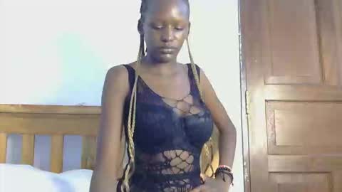 velvetdesiree online show from May 11, 2:45 pm