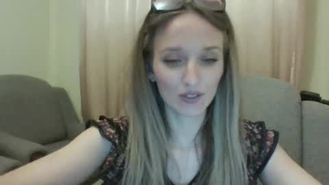 velvetintuition online show from May 14, 7:53 pm