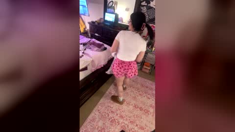 Kitty online show from February 3, 1:04 am