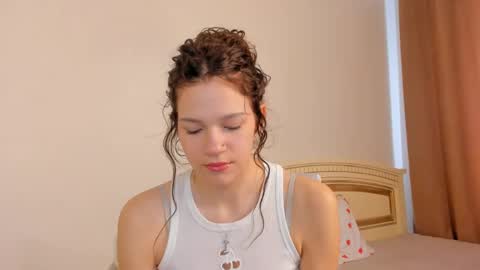 Kelly online show from April 14, 6:52 am