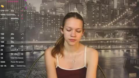 Snapshot of velvetrisque chatting on June 5, 7:36 am Kelly online show from June 5, 7:36 am