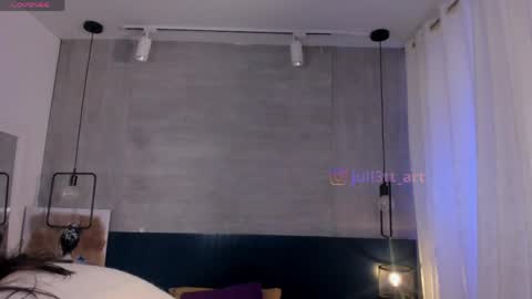 velvettease_ online show from May 17, 12:34 pm