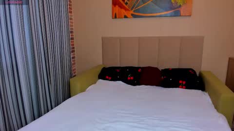 Snapshot of veneradi615 chatting on October 26, 2:12 pm veneradi615 online show from October 26, 2:12 pm