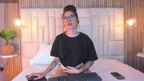 venez sofia  online show from December 16, 10:48 pm