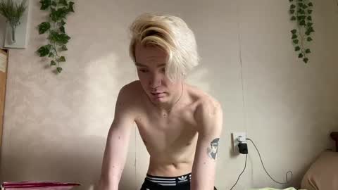 Snapshot of venti_gallagher chatting on March 5, 1:06 pm Dorian online show from March 5, 1:06 pm