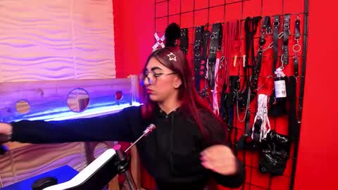 Snapshot of venus_bms_ chatting on February 23, 12:02 pm VENUS online show from February 23, 12:02 pm