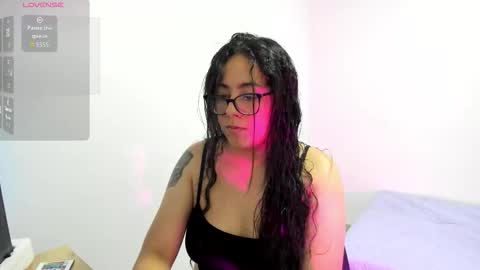 Snapshot of venus_cat_ chatting on October 30, 12:56 am Venus online show from October 30, 12:56 am