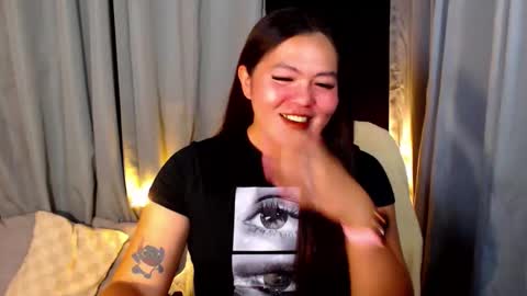 I am Colly Your mystery girl online show from April 9, 5:07 am