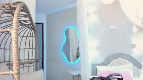 Snapshot of venus_flame chatting on February 5, 12:06 pm VENUS online show from February 5, 12:06 pm