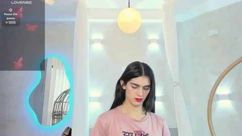 Snapshot of venus_flame chatting on February 6, 1:32 pm VENUS online show from February 6, 1:32 pm