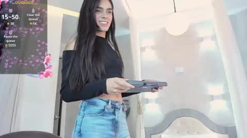 Snapshot of venus_flame chatting on February 12, 12:01 pm VENUS online show from February 12, 12:01 pm