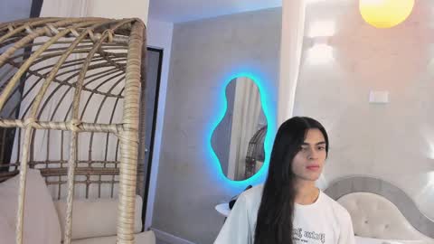 Snapshot of venus_flame chatting on February 18, 11:44 am VENUS online show from February 18, 11:44 am