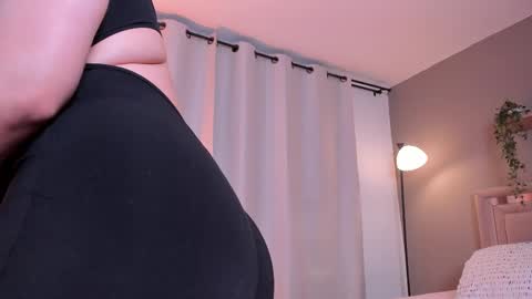 venus_reid online show from September 14, 4:22 am