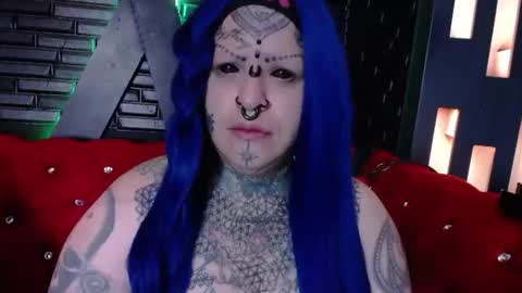 Snapshot of venus_rock chatting on June 12, 1:21 pm Venus Ink online show from June 12, 1:21 pm