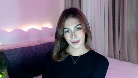 Venus Sunrise Bombshell online show from March 4, 1:33 am