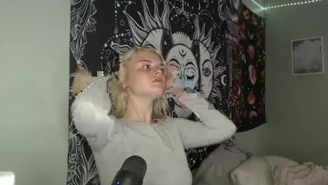 Miss Venus online show from October 3, 2:08 am