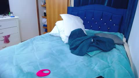 venushot1xx online show from November 21, 7:29 am