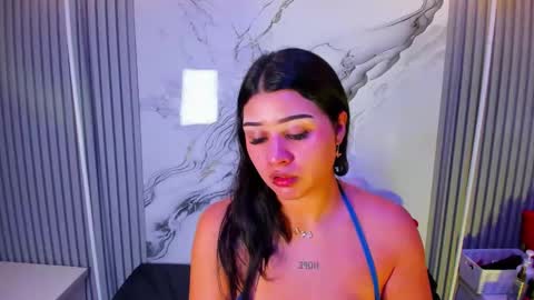 Venusowen  online show from April 14, 1:50 pm