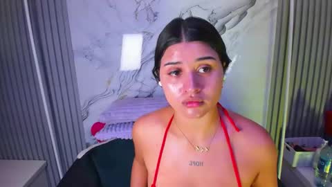 Venusowen  online show from May 5, 2:03 pm
