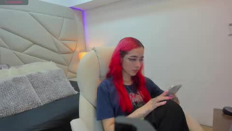 venusxneo online show from October 6, 6:38 pm