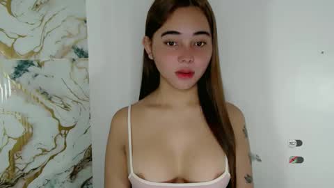 Snapshot of veola_sexy chatting on November 19, 1:05 am veola_sexy online show from November 19, 1:05 am