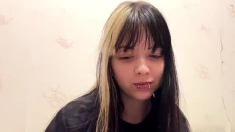 Snapshot of veradaisy chatting on February 12, 6:25 pm Veronika online show from February 12, 6:25 pm