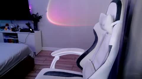 Veritas online show from April 17, 1:25 pm